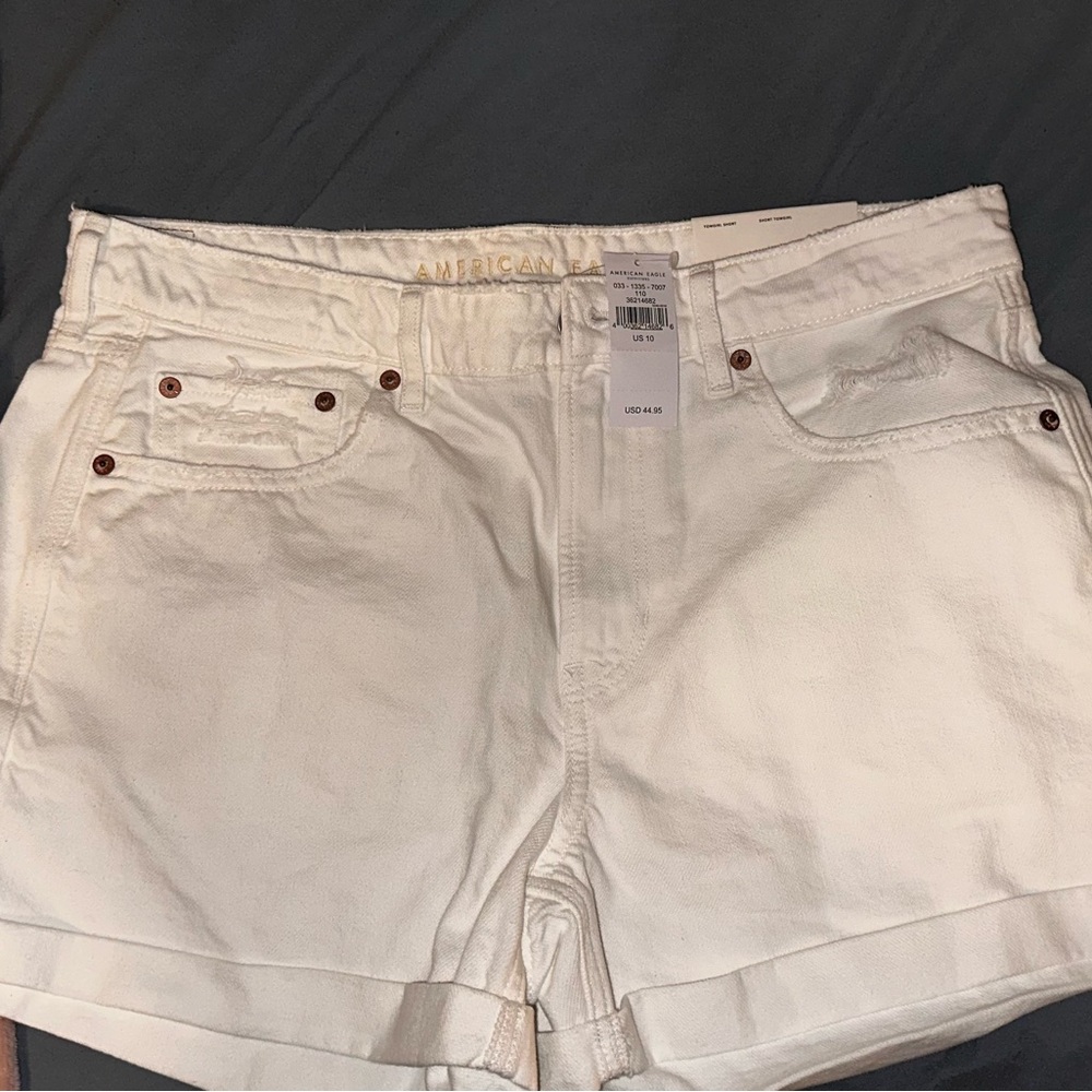 NWT American Eagle Outfitters Women's White Tomgirl Shorts